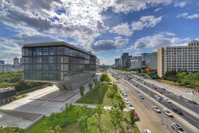 非凡年代的印跡——漕河涇開(kāi)發(fā)區(qū)篇 藝術(shù)與科技的融合之美